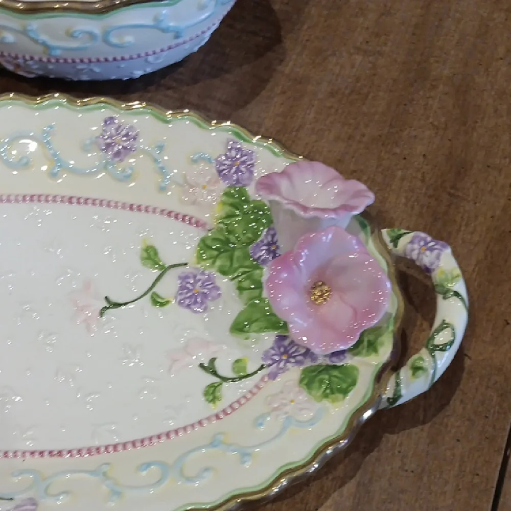 Avon China Decorative Plate - Picture 5 of 9